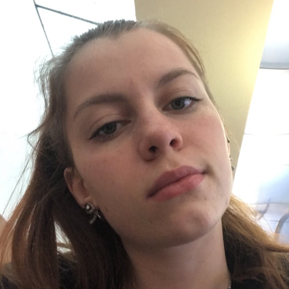 Meet your Posher, Madeline